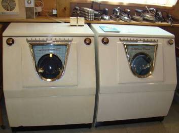 maquina de lavar antiga de 1951 - cabilavi